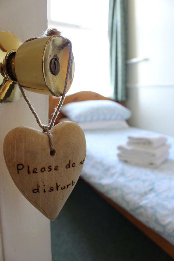 The Elms Guest House Bristol Filton Екстер'єр фото